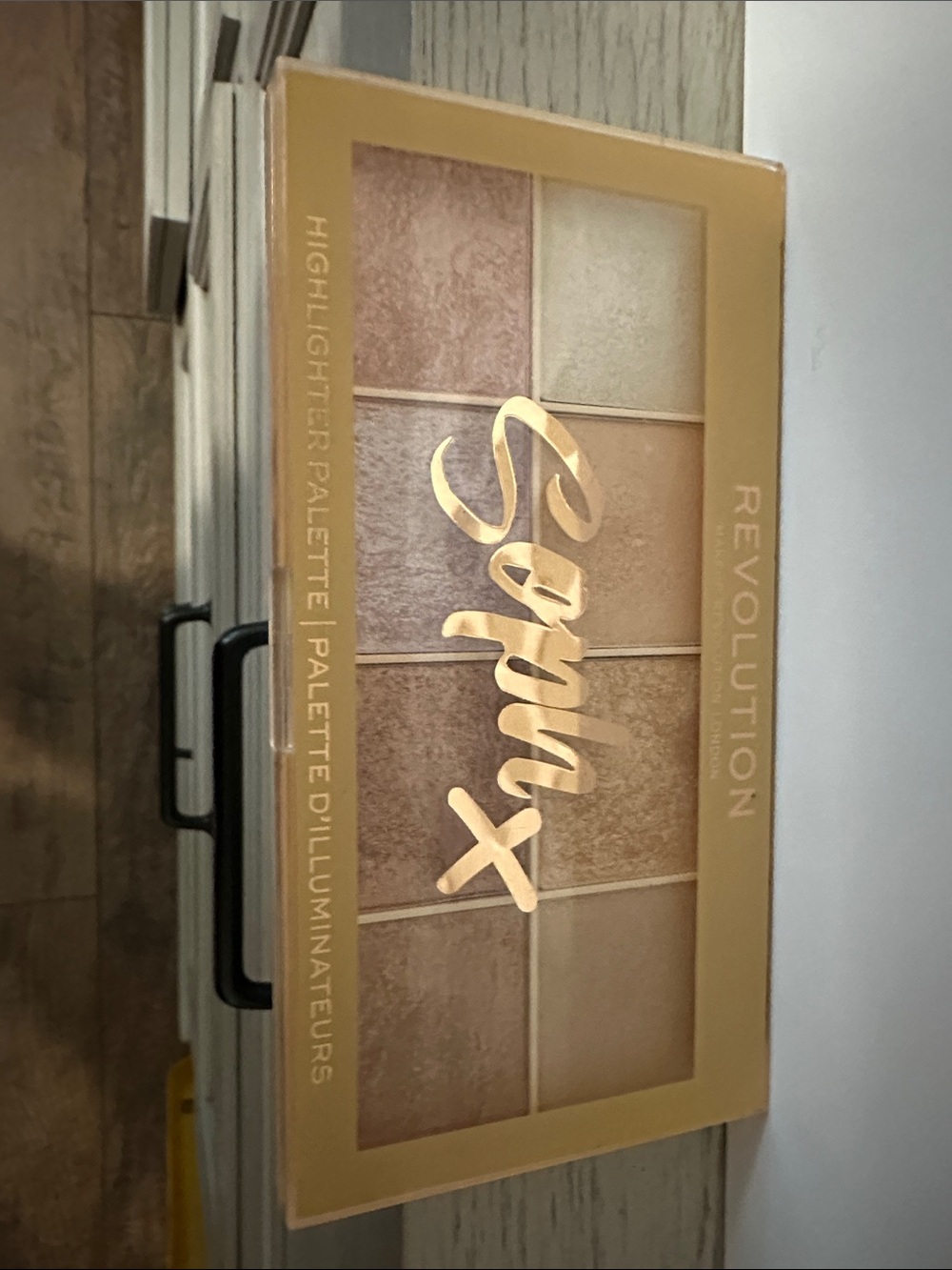 Revolution Sophx Shimmer Highlighter Palette - Champagne & Bronze Tones